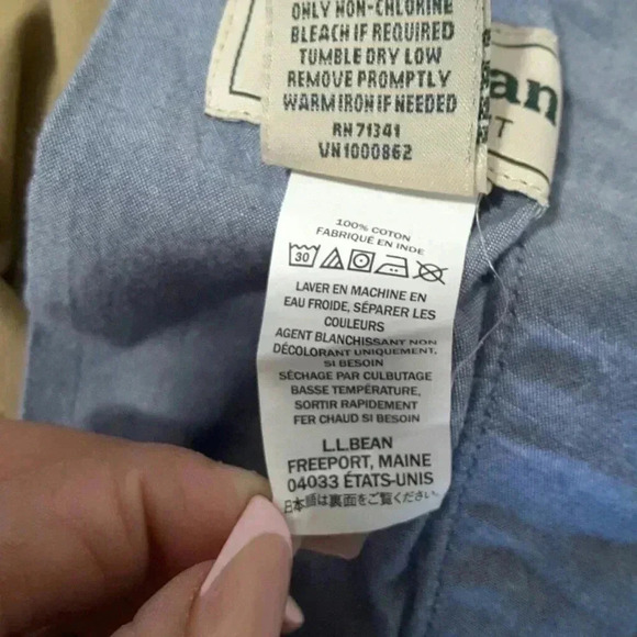 L.L. Bean Natural Fit Khakis 42x28 - Picture 7 of 7